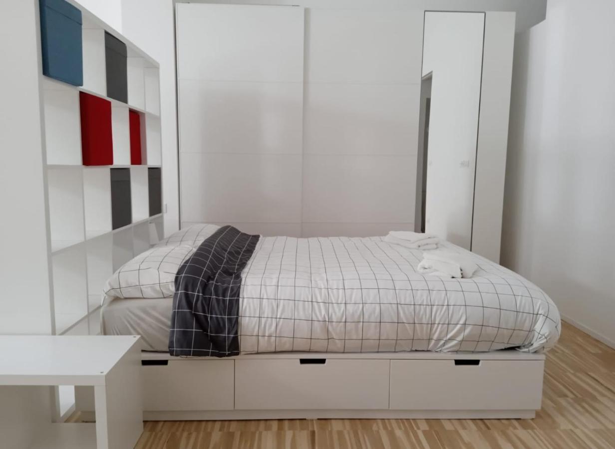 Apartament Open Space3 D'Apulia 11 Mediolan Zewnętrze zdjęcie